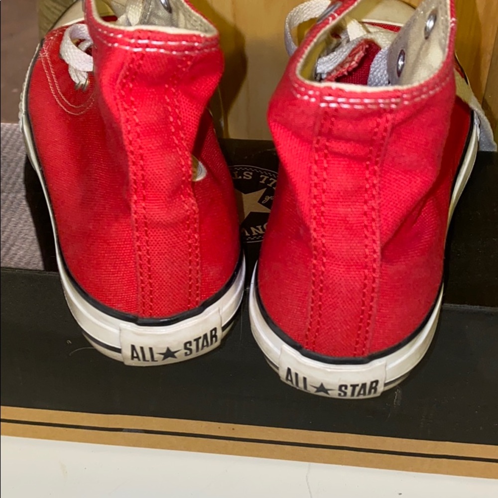 Converse - Picture 3 of 5